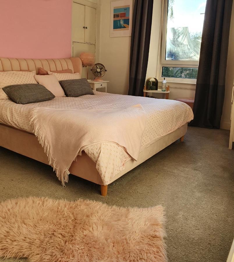 爱丁堡The Flat With The Pink Door公寓 外观 照片